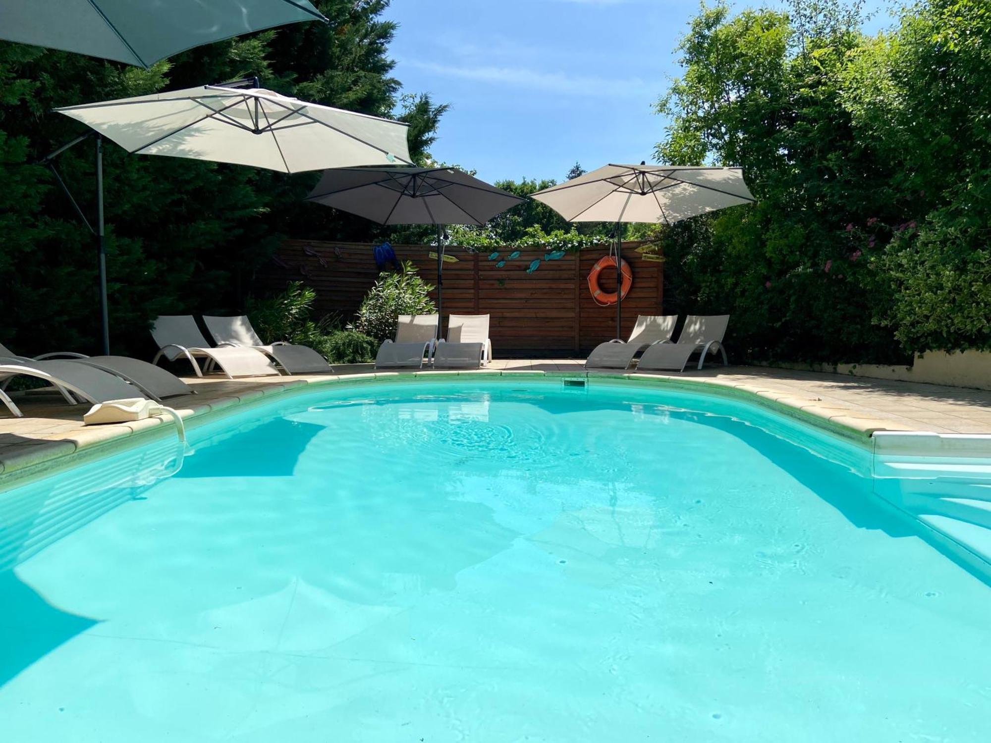 Le Cocon Boheme - Maison Climatisee Au Coeur De Sarlat - Parking - Piscine Chauffee - Spa Et Massages Exterior photo